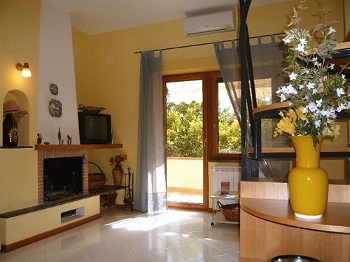 Il Pozzo Apartment Соренто Екстериор снимка